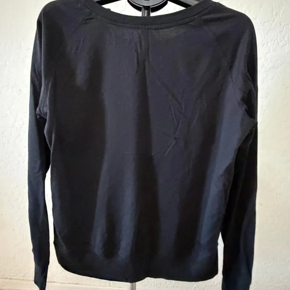 Unbranded Women's Black and Grey Sweatshirt - Picture 2 of 4
